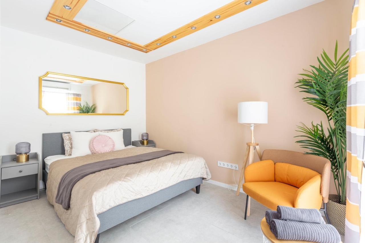 Unique Central 3 Floor Home With 4Bdrm, 3Bthrm Budapest Kültér fotó